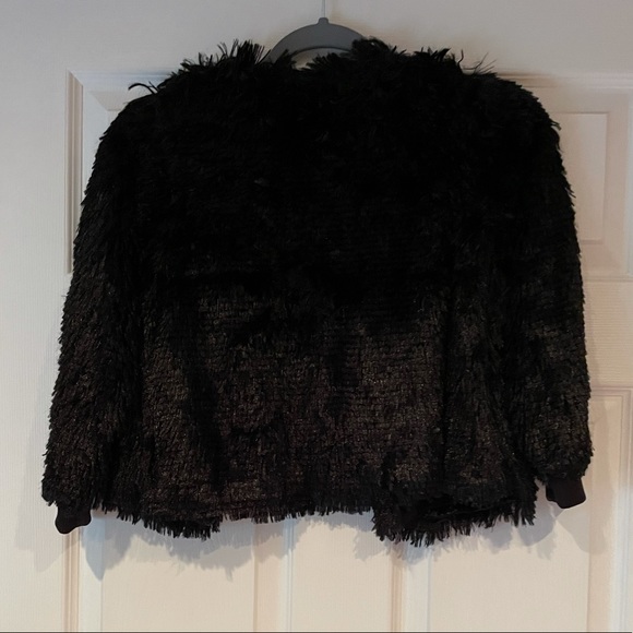 Girls open front faux fur sweater size 7/8 NWT - Picture 2 of 4